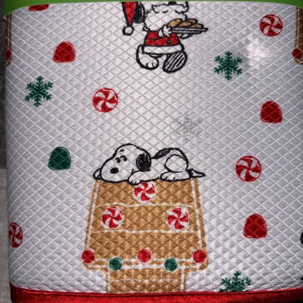 🌲Peanuts Snoopy Holiday Dish Drying Mat
